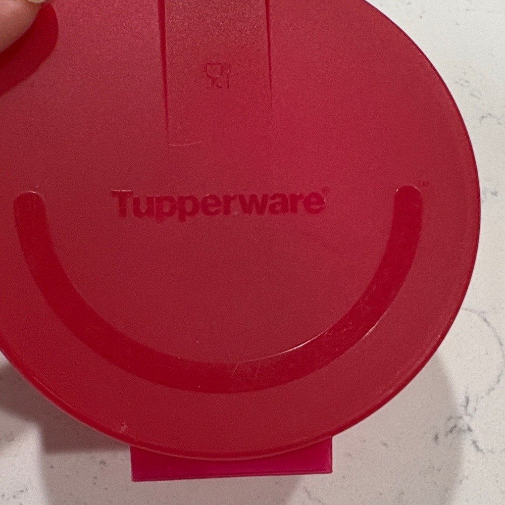Tupperware Red Onion Storage Container - Picture 6 of 6